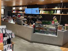 -百新书局(尚悦湾店)