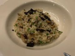 -龙虾酒吧扒房(宁波香格里拉店)