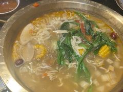 -顶顶汤火牛排火锅·经典铜锅涮肉