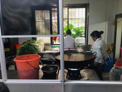 -文山荷鲜居(翠湖店)