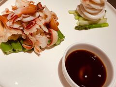 芥末芦笋拼象拔贝-闻见中国海南菜(K11店)