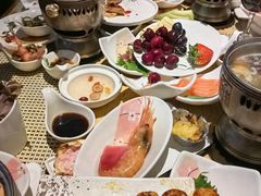 -雍和会海鲜姿造自助(湖东路店)