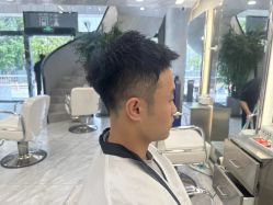 -简法造型·品牌形象店