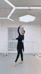 -深舞形体民族舞蹈工作室