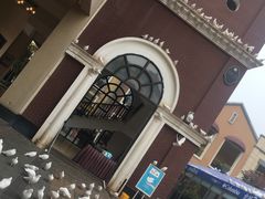 -王府井奥莱临潼小镇(临潼店)