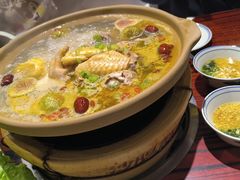 -沙胆彪炭炉牛杂煲(上海日月光广场店)