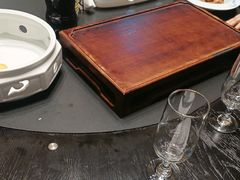 -忆江南·临江鱼馆