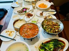 -梅利汴京烤鸭•开封豫菜地标店(东大街店)
