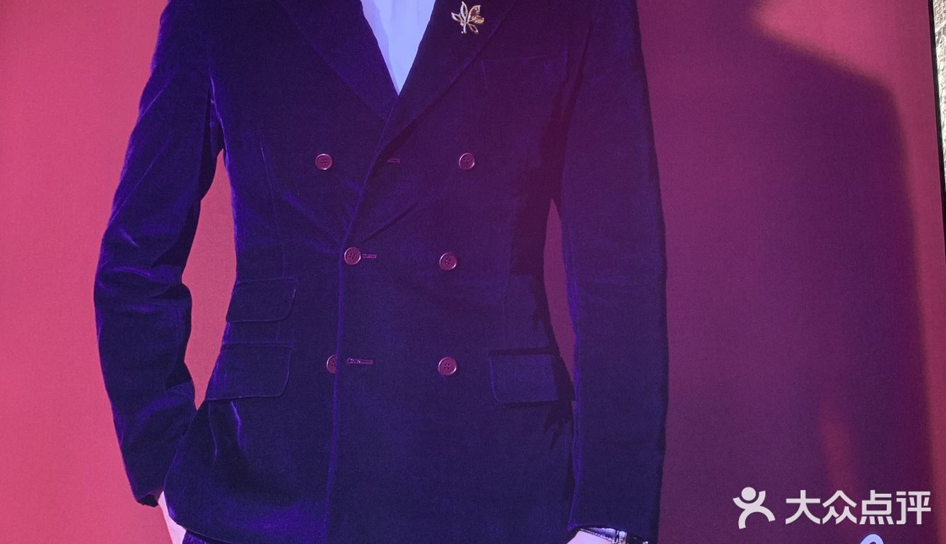 今天，灶门坎观前旗舰店，下午4:30-8:30有明星