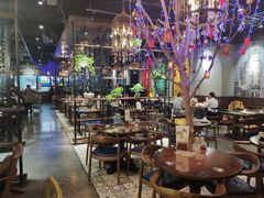 大堂-粤色·老广州茶餐厅(河南商会大厦店)