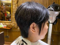 -红人馆造型世爵国际