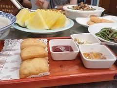 -乡村馕坑肉·烧烤·新疆菜·本地人更爱吃(阿勒泰首店)