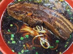 -小龙大肉面馆