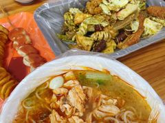 -二钢串叔麻辣烫(华龙大厦店)