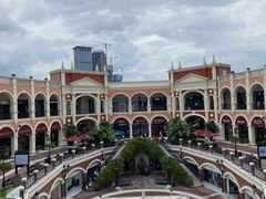 -佛罗伦萨小镇广佛名品奥特莱斯(疏港路店)