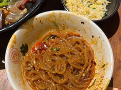 -万记麻辣烫国展总店