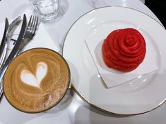 -Fridi Patisserie Cafe