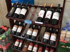 红酒-宾朋海鲜特色美食餐厅·纯手工鲅鱼水饺(兴海路店)