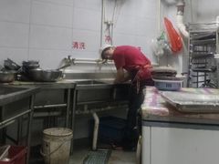 -人民公社铁锅炖·东北菜(卫国道店)