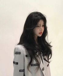 -洛施奇烫发染发沙龙