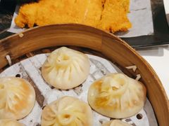 -馋三尺蟹粉小笼(人民广场店)