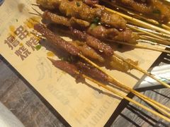 -老街烧烤大排档·地道湖北菜·龙虾馆(汉口火车站店)