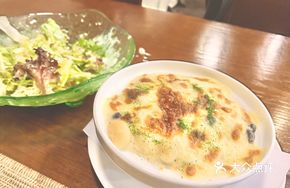 Creamy Cheese Baked Seafood