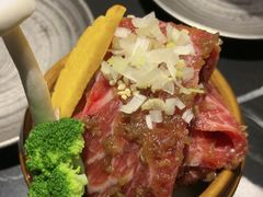 -山川小町·极番烧肉(新地假日广场店)