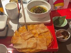 -小龙翻大江文化火锅(宽窄店)