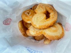 纯奶小蝴蝶酥-上海哈尔滨食品厂(合生汇店)