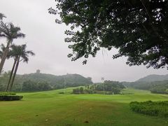 -麓湖高尔夫球俱乐部