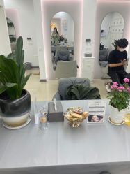 -迪罗造型•潮色接发