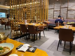 -乐忻皇朝(上海中心大厦店)