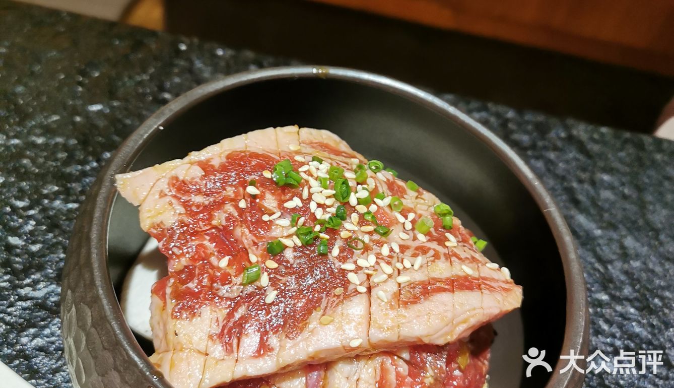 恩施街超好吃的烤肉店[调皮]