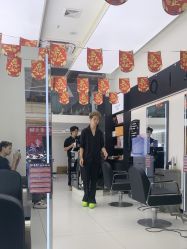 -乾健·烫染·接发SALON