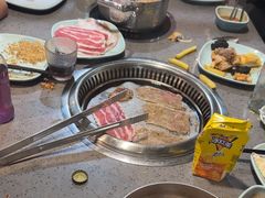 -金滏山烤肉·海鲜·火锅自助餐厅(襄阳万达店)