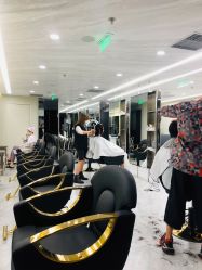 -简法造型·品牌形象店