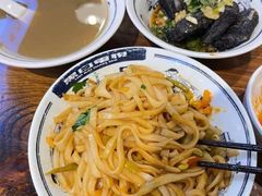 -黑白电视长沙小吃(悦汇城店)