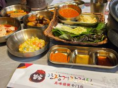 -草家酱蟹炭火烤肉店(珲春南路一店)