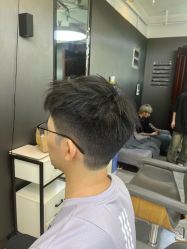 -藤野造型烫发染发