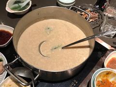 -捞王锅物料理(上海世茂广场店)