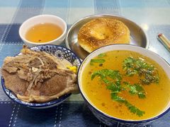 -園丁烤肉缸子肉