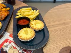 -必胜客(上海华谊新所店)