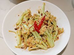 -渔语鱼酸菜鱼新川菜(来福士店)
