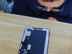 -鸿准通信科技·忠诚手机电脑维修中心(三林店)