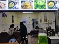 -陆师傅砂锅烫菜(圆通街店)