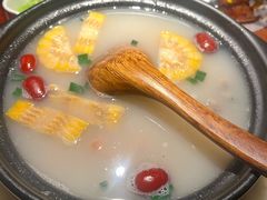排骨汤-吴越荣记苏州菜·松鼠桂鱼100%活鱼现做(月光码头店)