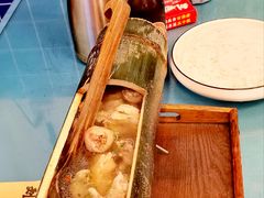 -刘姐啤酒鱼民族演艺餐厅(西街总店)