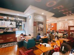 -西西弗书店&矢量咖啡(壹方购物中心店)