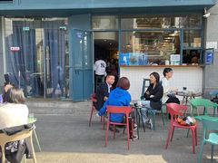 -Be Lived Cafe比例咖啡(摩天轮店)